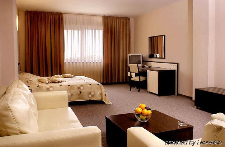 Kendros Hotel Plovdiv Bagian luar foto