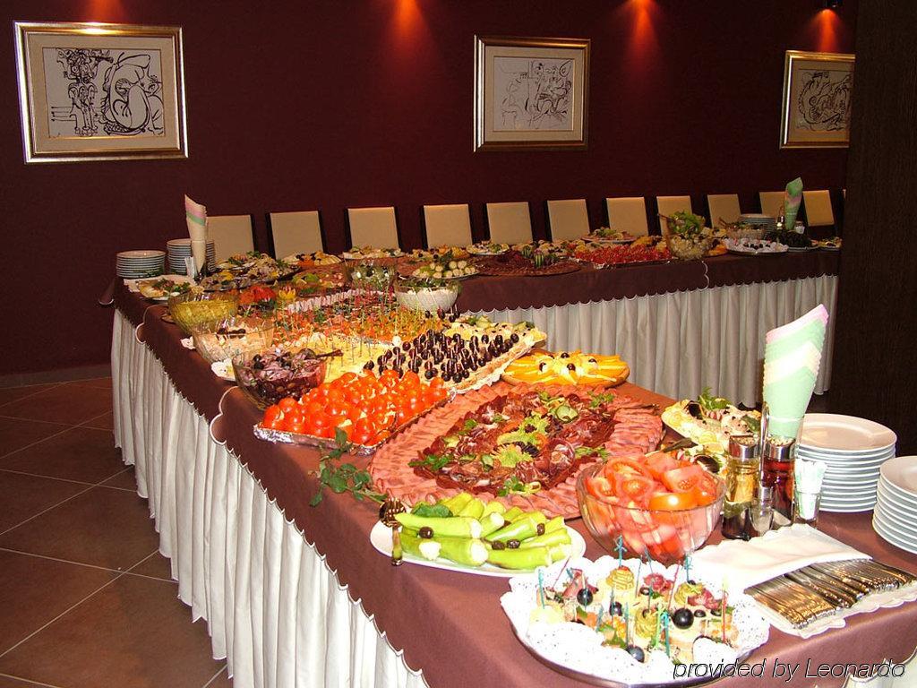 Kendros Hotel Plovdiv Bagian luar foto