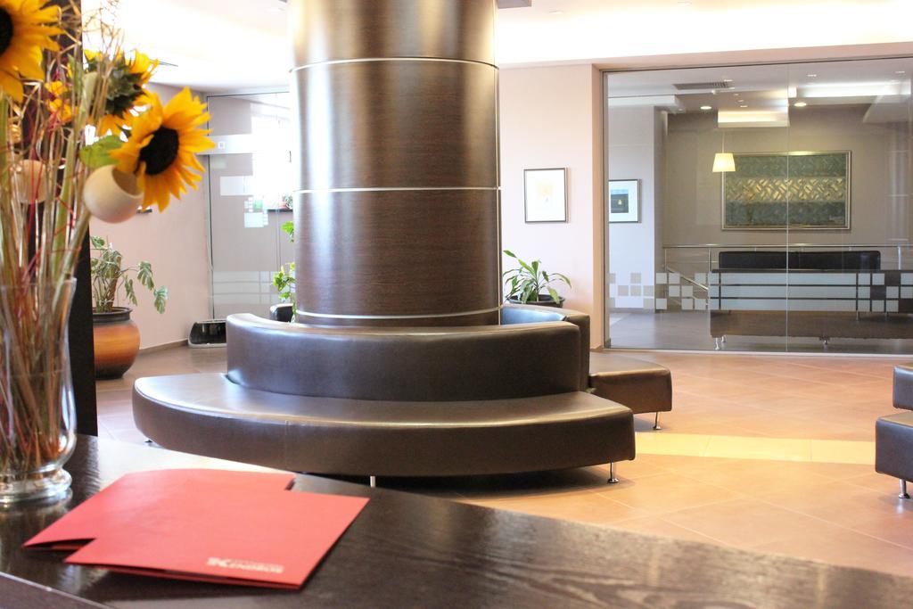 Kendros Hotel Plovdiv Bagian luar foto