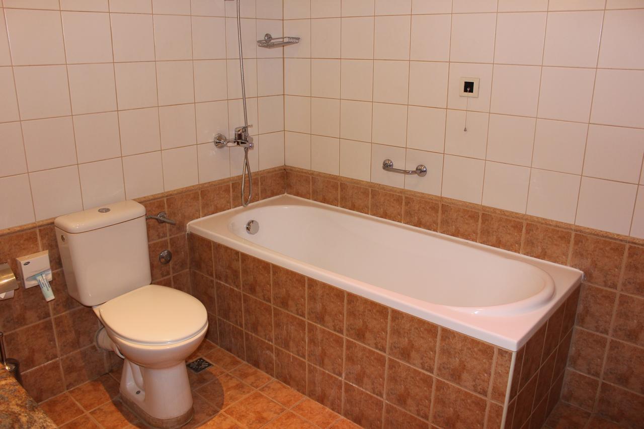 Kendros Hotel Plovdiv Bagian luar foto